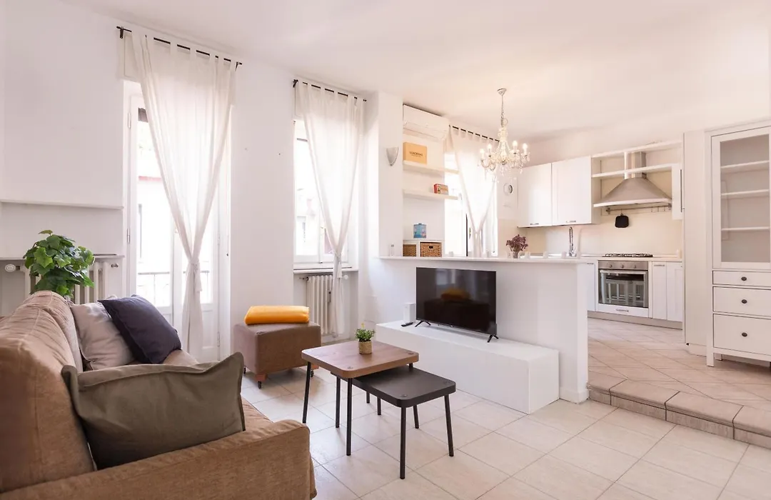 The Golden Floor - New Bright Apartment-1