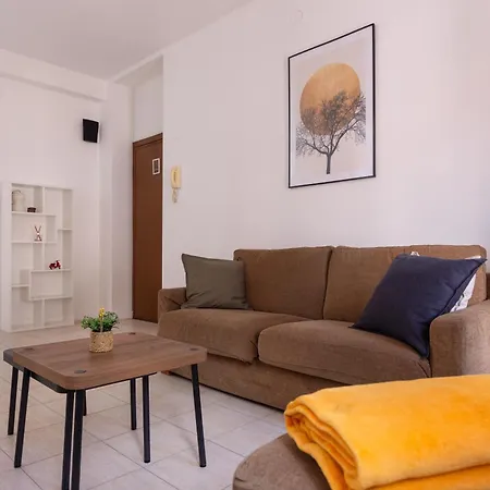 The Golden Floor - New Bright Apartment-2